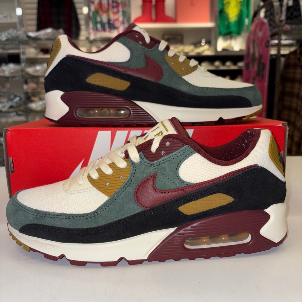 Nike Air Max 90 ‘Coconut Milk Vintage Green’ - LIGHTLY WORN